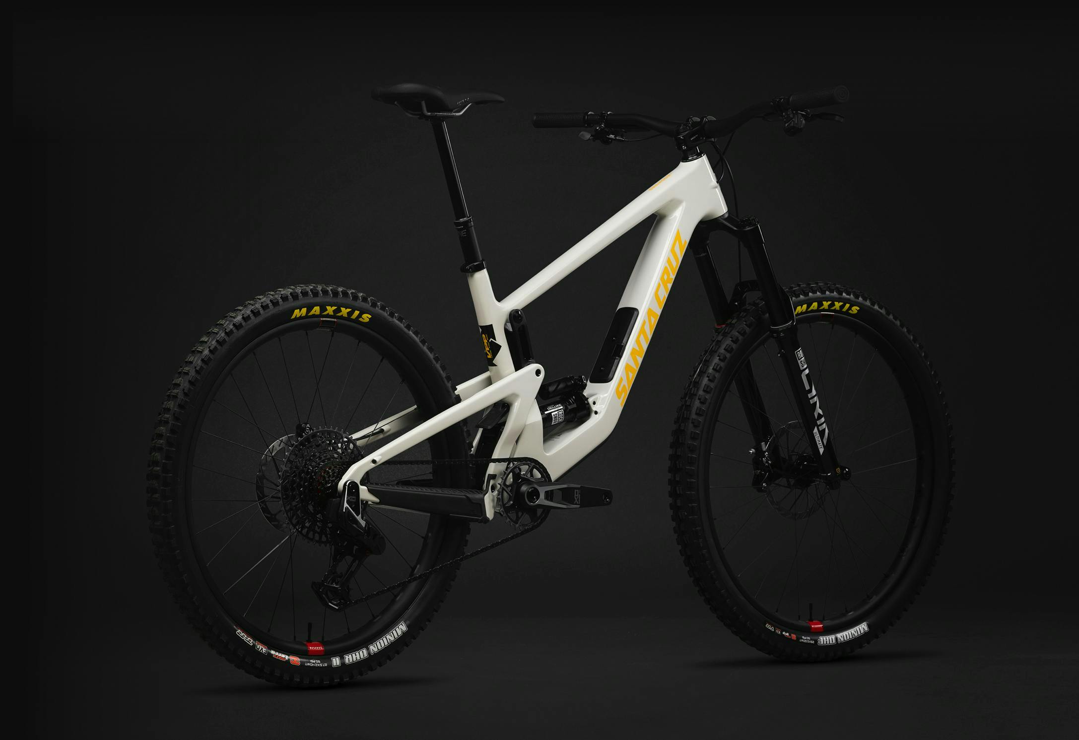 The 2024 Santa Cruz Bicycles Bronson X0 AXS RSV