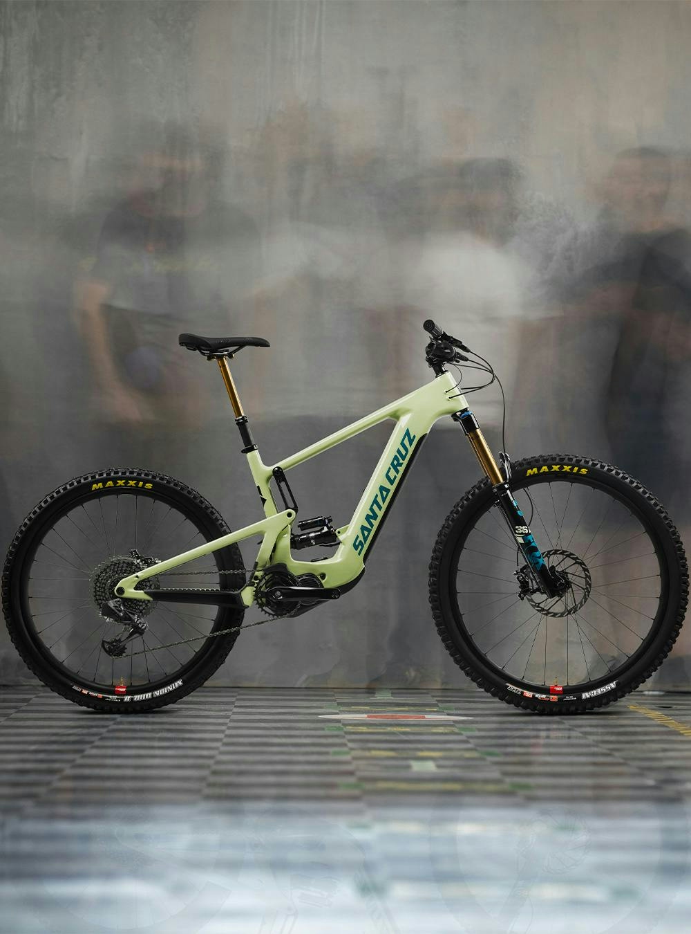 Santa Cruz Bicycles - Heckler 9 electric bicycle - X01 AXS RSV - Gloss Avocado
