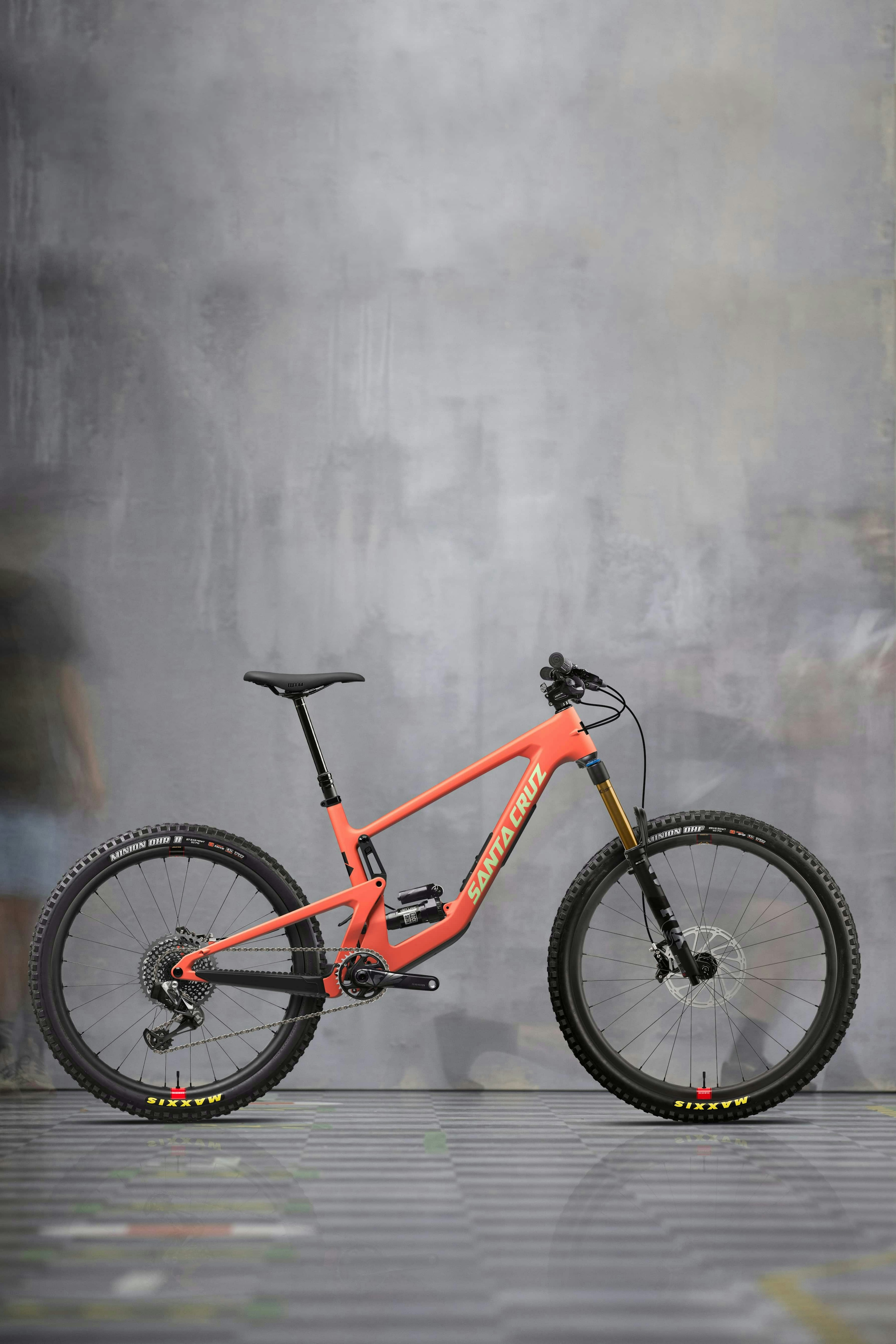 Santa Cruz Bicycles Bronson 4 MX - Full Suspension Carbon Mountain Bike