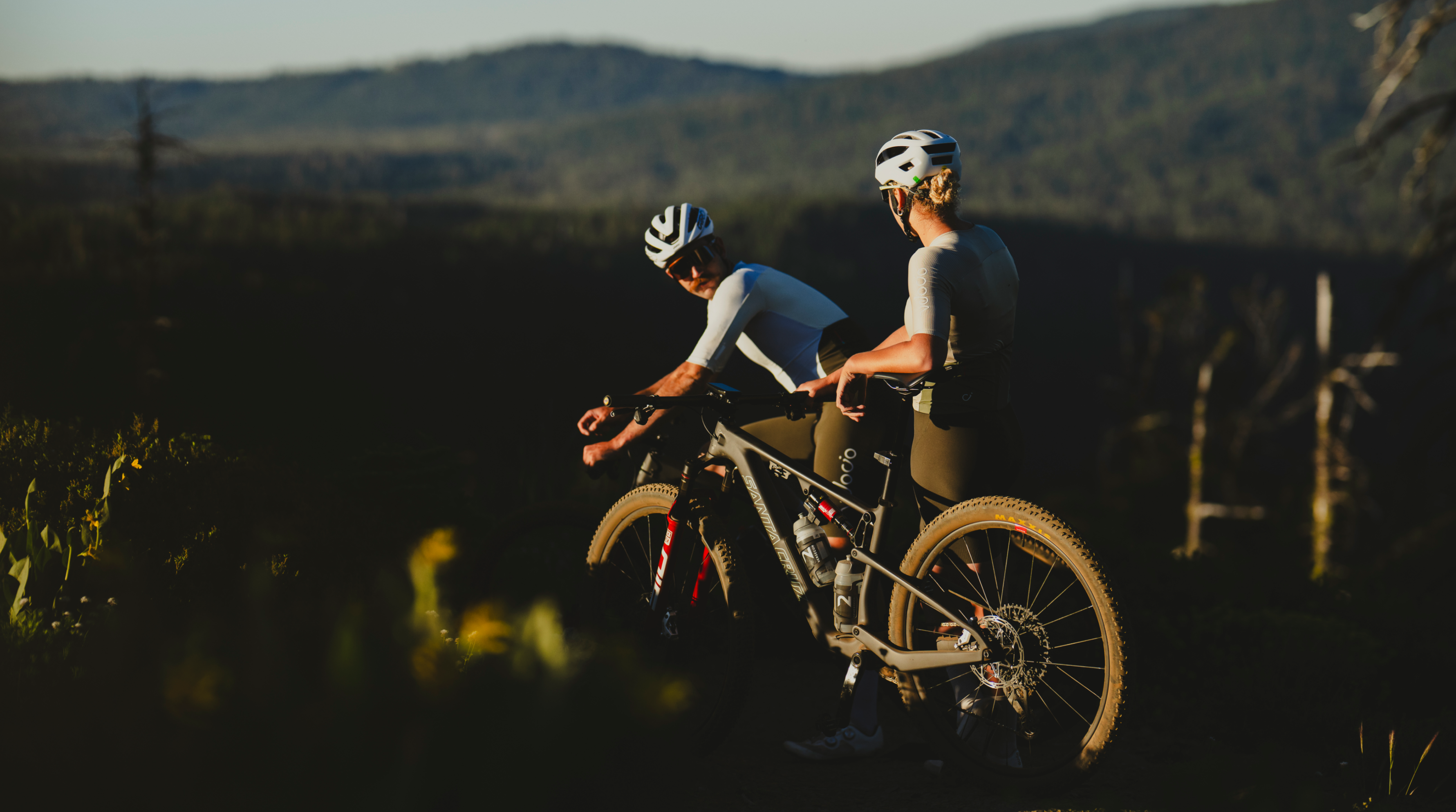2027 Blur 5 90 Full Suspension Mountain Bike banner 3
