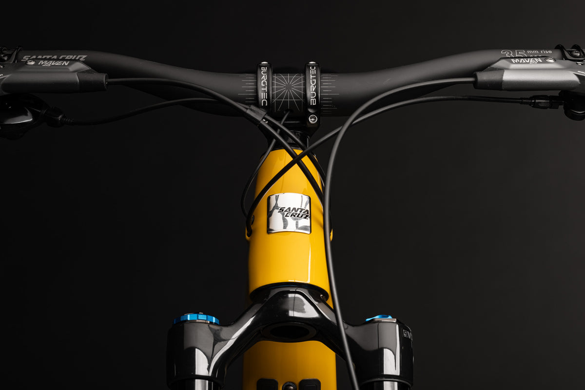 Santa Cruz Heckler SL frame detail photo