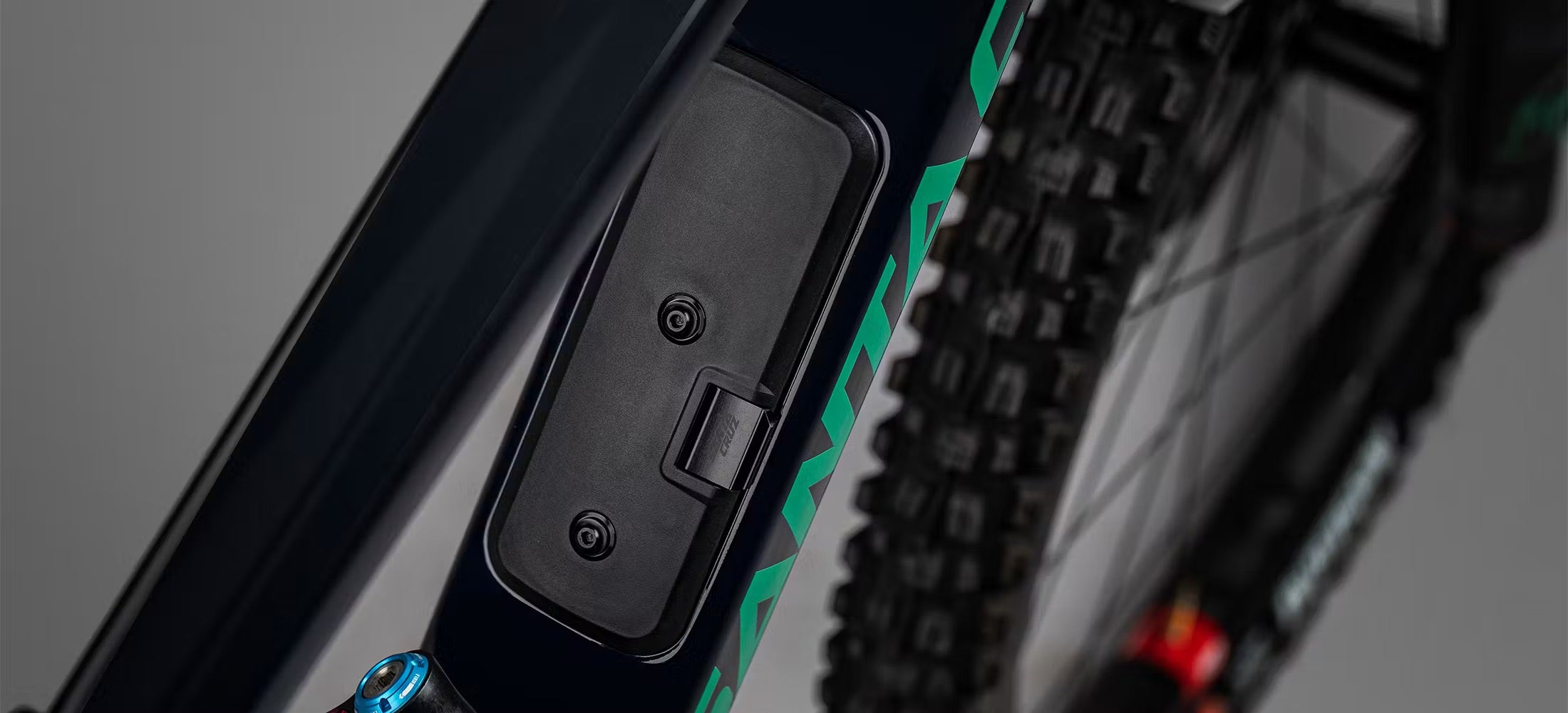 Santa Cruz Glovebox Parts Kit - Thumbnail 3